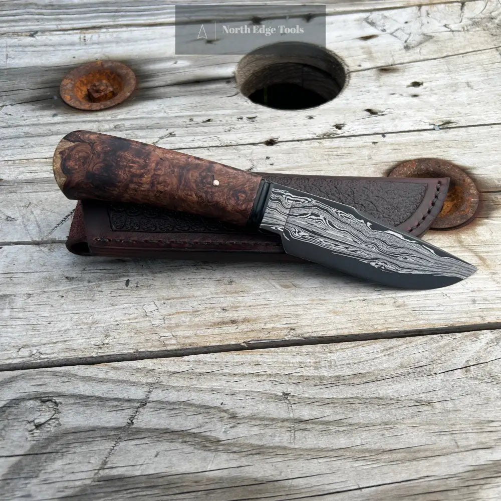 Damascus Hunter knife with leather sheath
